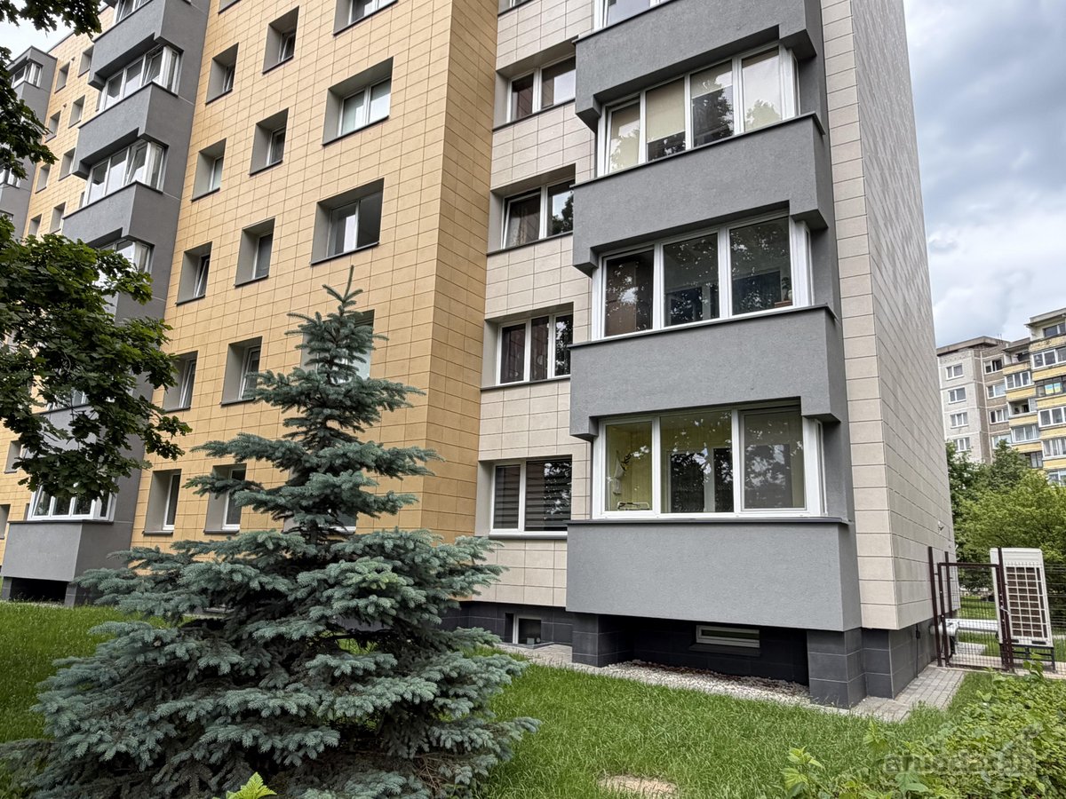 Parduodamas Erdvus 4 Kambarių Butas