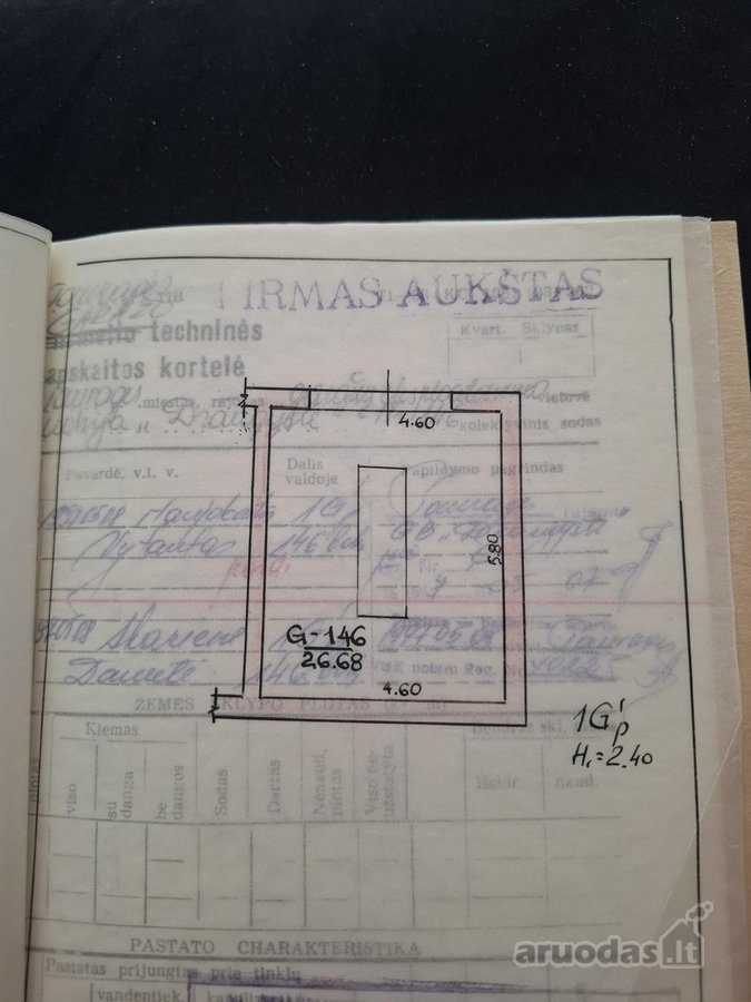 Parduodamas didelis garažas geroje vietoje