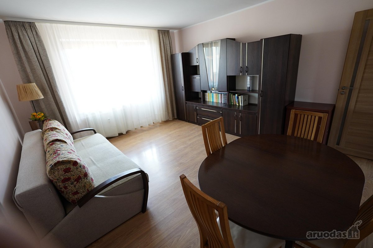 Išnuomojamas dviejų kambarių butas Šiaulių