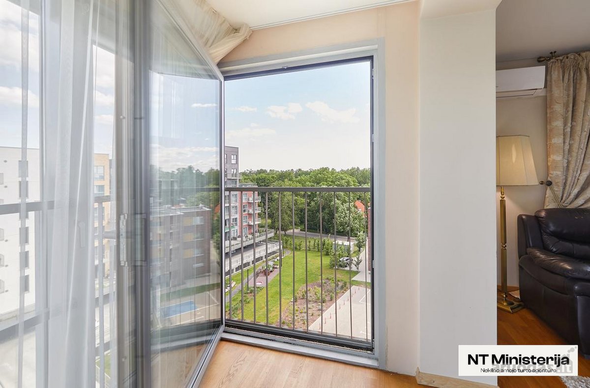 Parduodamas Erdvus 2 Kambarių Butas, Fredoje! - nuotraukos Nr. 12