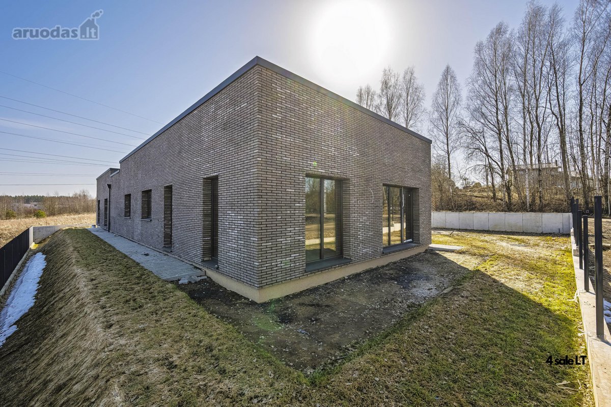 Modernus 4 Kambarių Vieno Aukšto Kotedžas - nuotraukos Nr. 17
