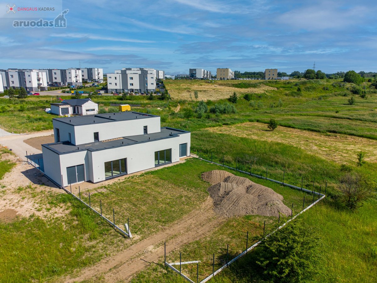 Parduodamas erdvūs, kokybiški ir - nuotraukos Nr. 18