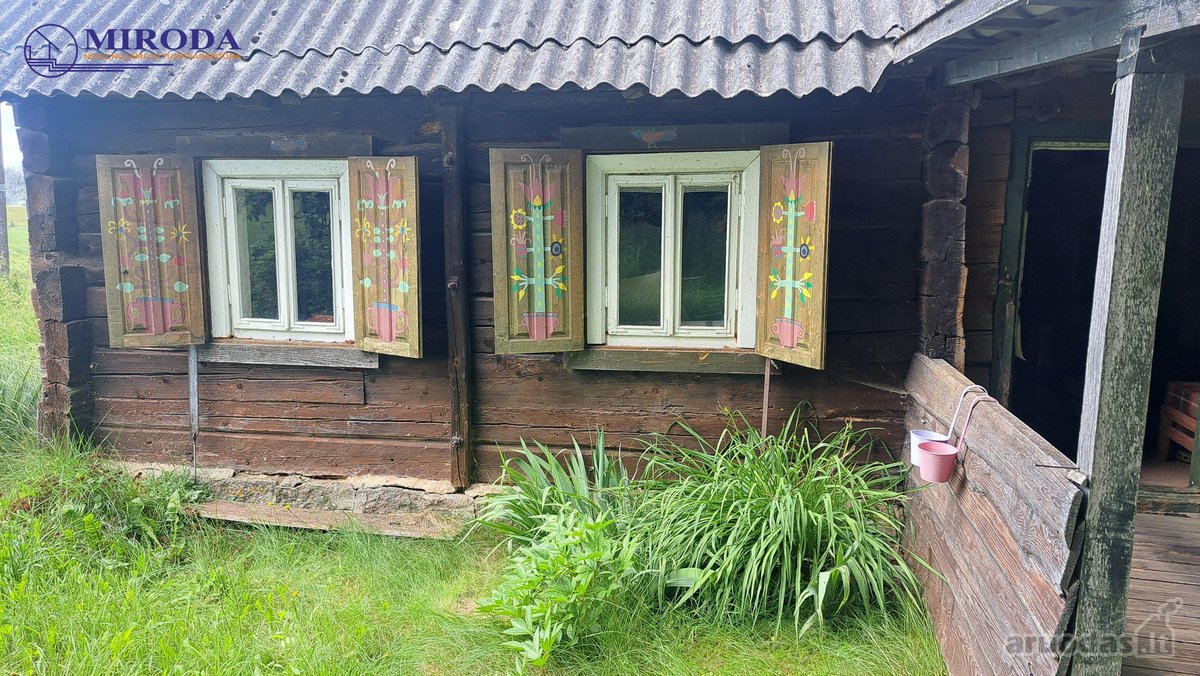 Sodyba - vienkiemis, vos 500m. iki ežero, 215