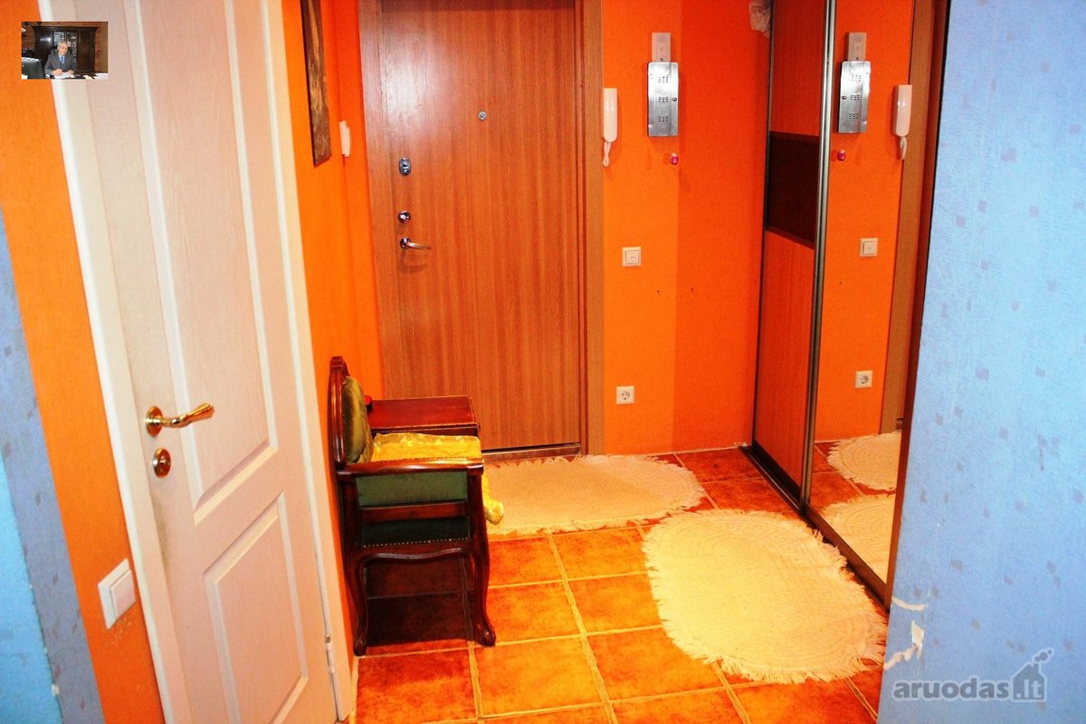 Dalinai renovuotas namas, užtaisytos siūlės, - nuotraukos Nr. 4