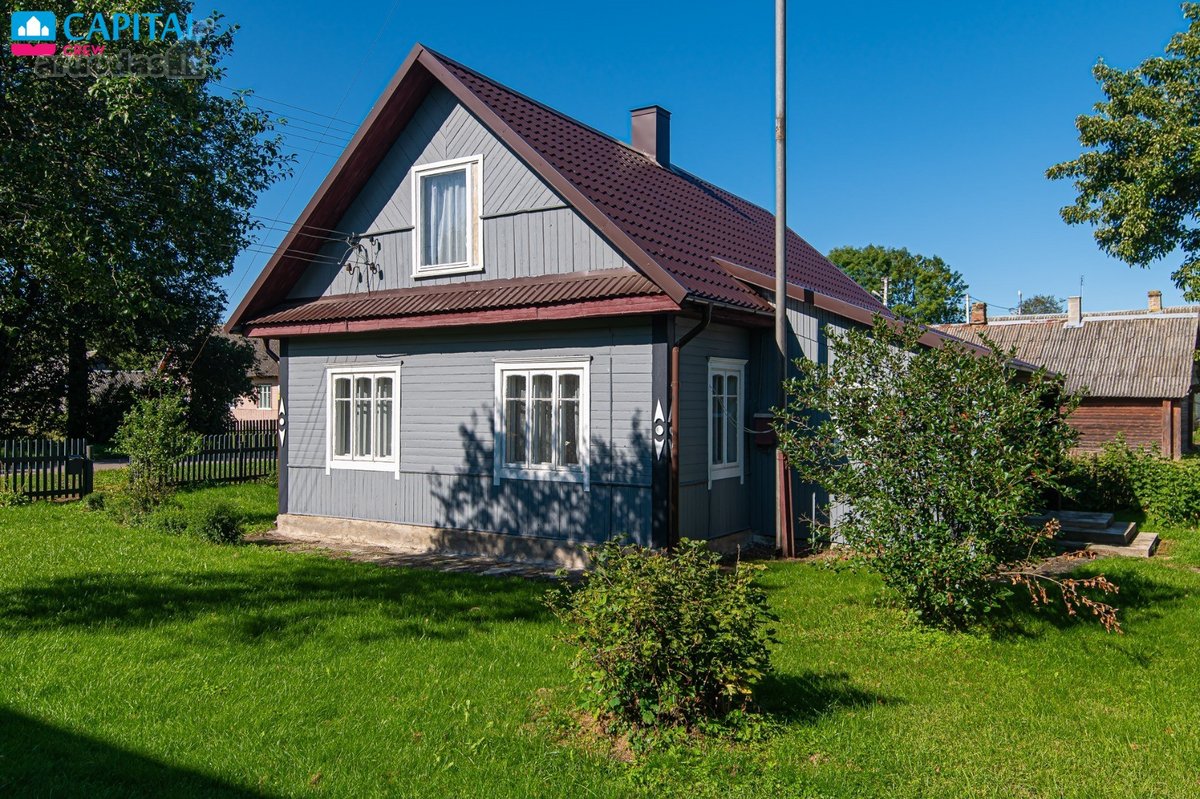 Jauki ir tvarkinga sodyba jau laukia naujųjų