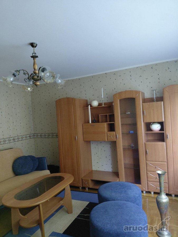 Išnuomuoju 2 kambarių butą Dainavos