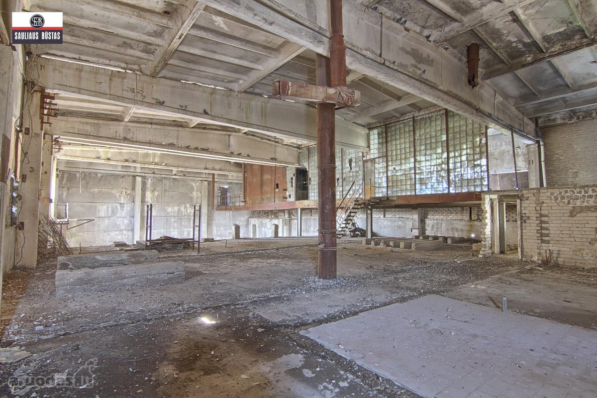 Parduodamas labai pigiai 653,73 m² pastatas - nuotraukos Nr. 16