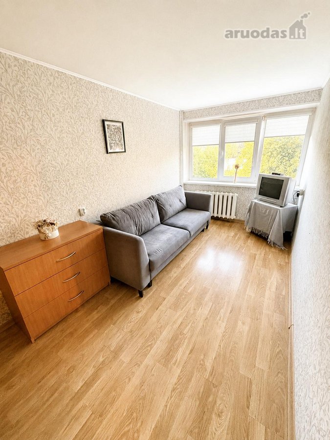 Prašau tarpininkų neskambinti – agentų - nuotraukos Nr. 6