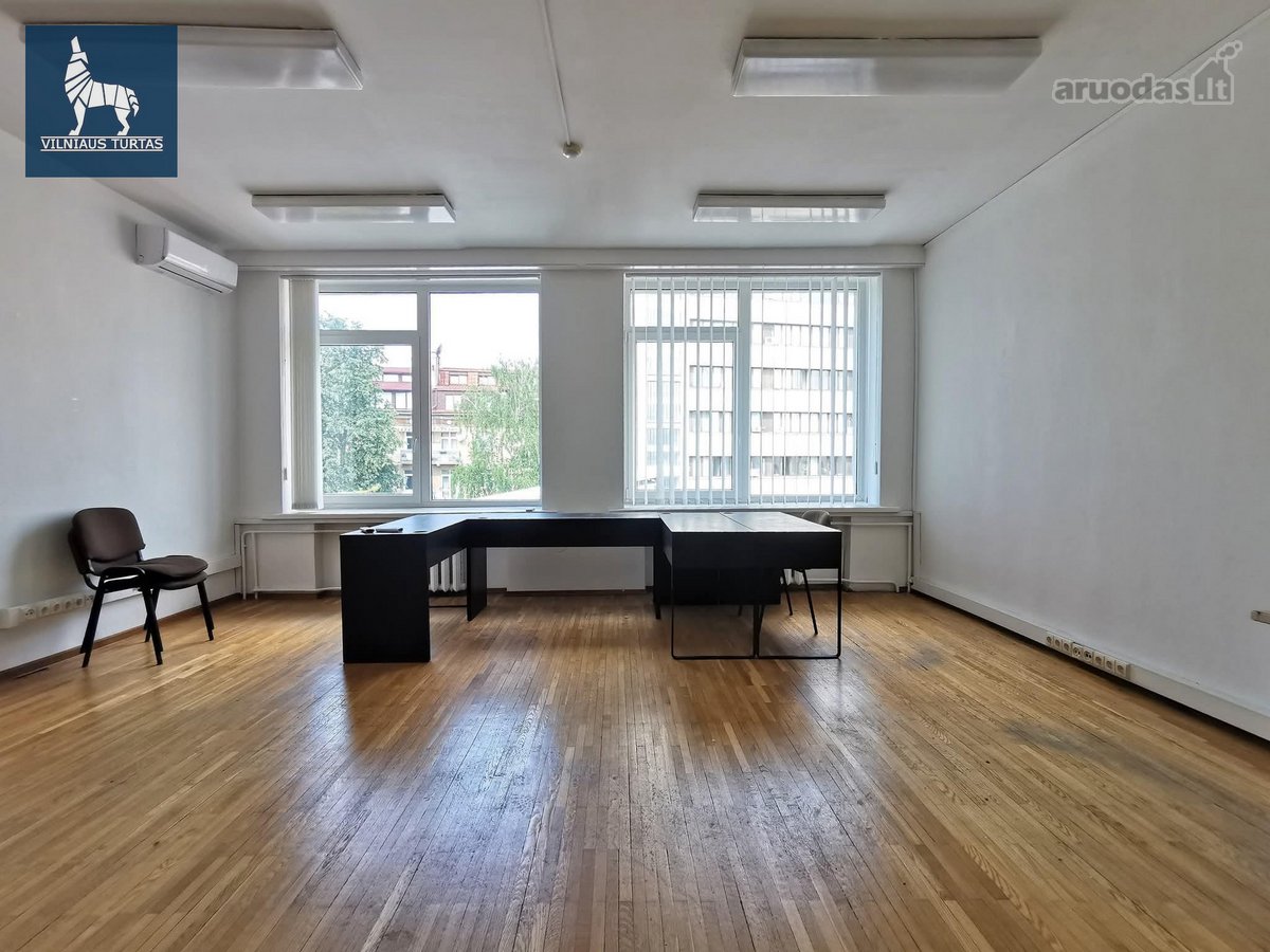 Išnuomojamas 47,5 m² biuras Gedimino pr. 26