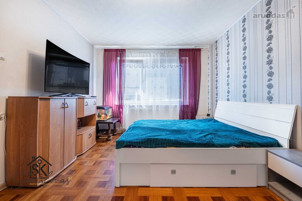 Parduodamas 2 Kambarių Su Holu Butas Šilutėje