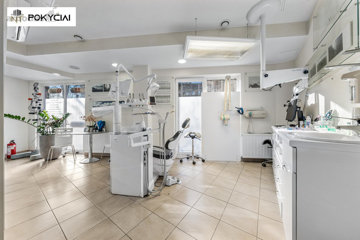 Parduodama odontologijos klinika Savanorių pr