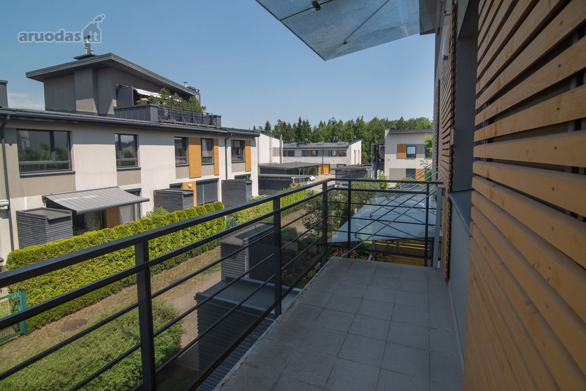 Erdvus, nestandartinis, aukštomis lubomis ir - nuotraukos Nr. 21
