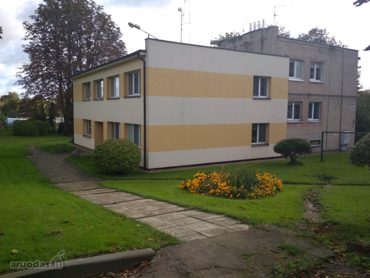 Nuomojamas tvarkingas butas Sargėnuose. Namas