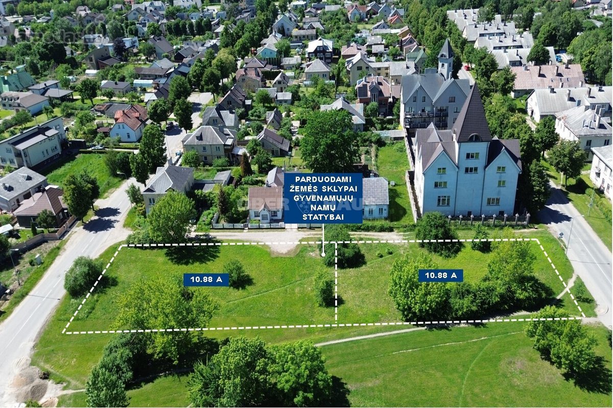 Parduodami žemės sklypai gyvenamųjų namų