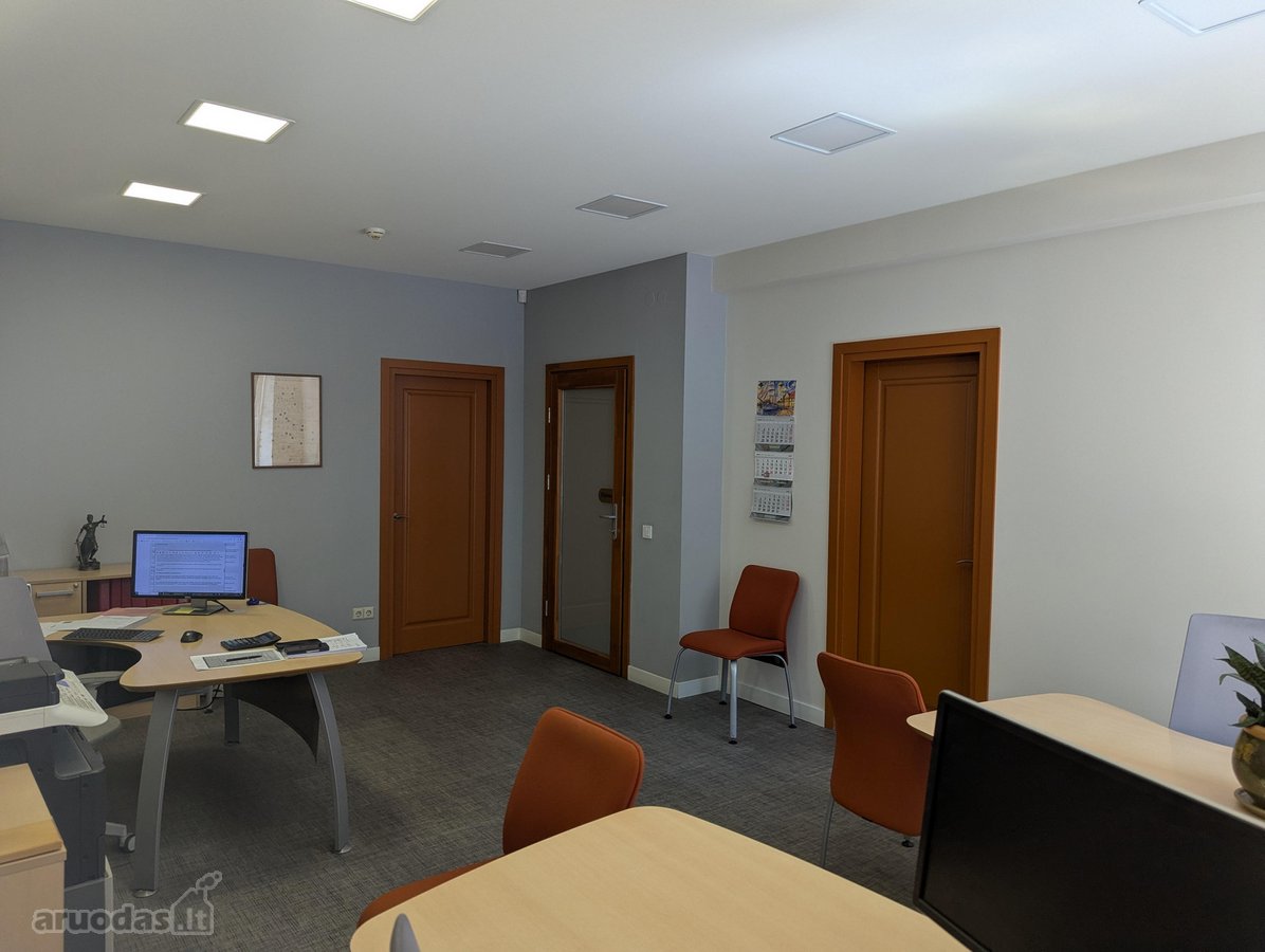 Išnuomojamos 93 m² pilnai įrengtos - nuotraukos Nr. 15