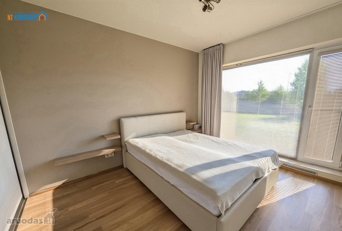 Parduodamas tvarkingas, erdvus 2 kambarių - nuotraukos Nr. 7