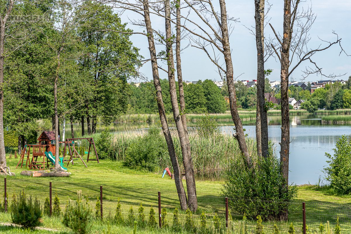 Parduodamas 6 Kambarių Namas, Kuriame Gamta