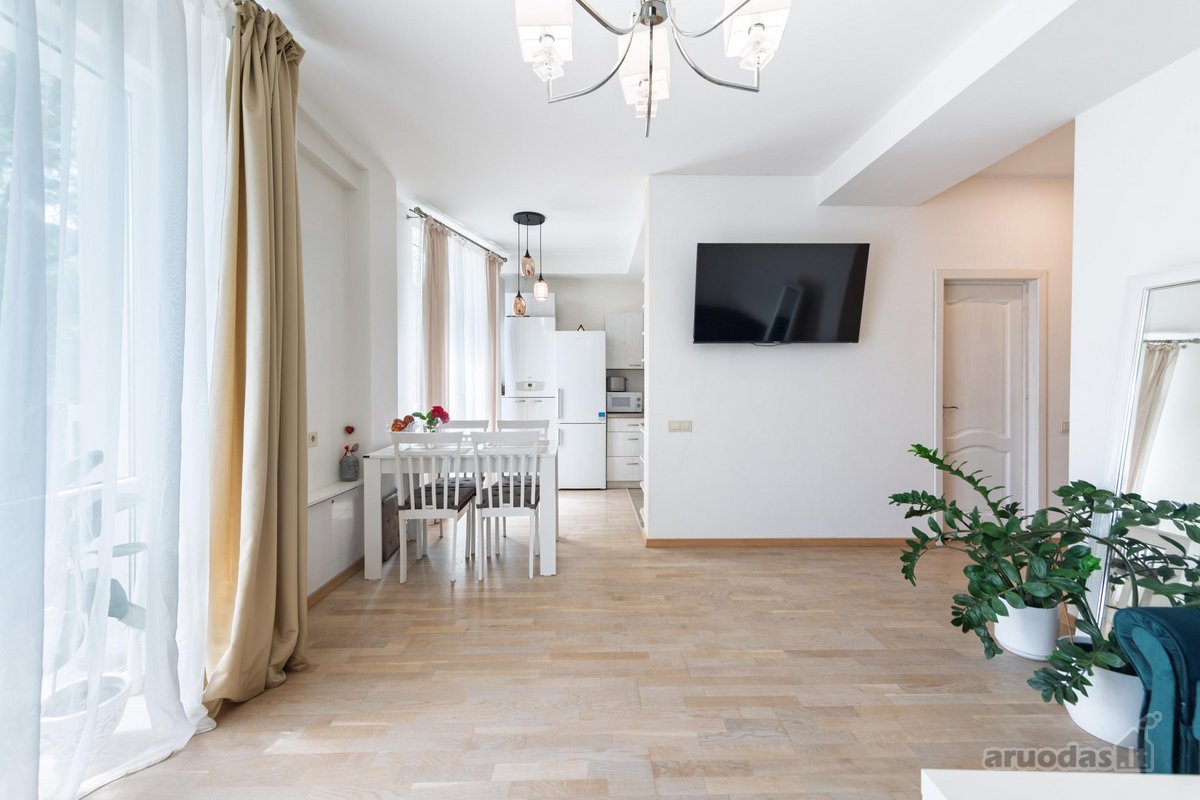 Parduodamas jaukus 2 kambarių butas Žvėryne – - nuotraukos Nr. 3