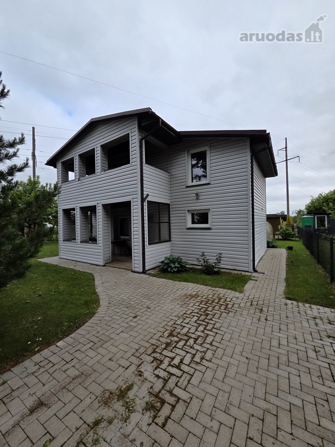 Parduodamas mūrinis sodo namas sodų