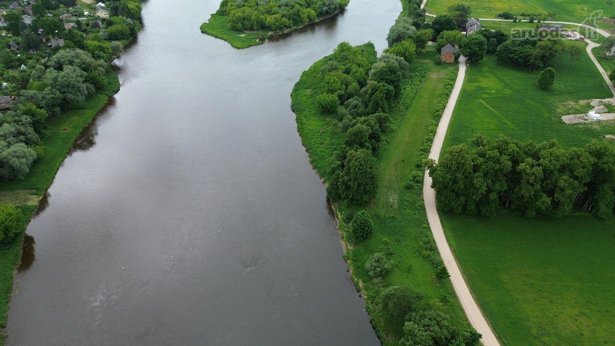 Mykoliškių dvaro svirnas su žeme šalia Neries - nuotraukos Nr. 3