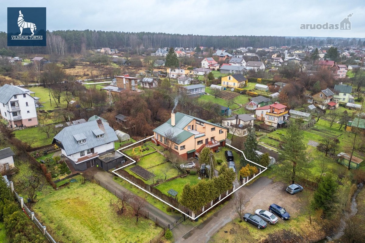 Vilniaus rajone, Miškinių kaime, Upelio