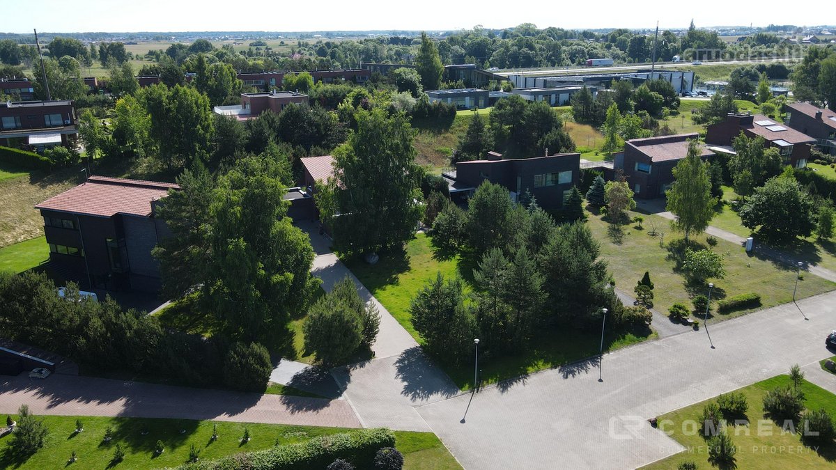 Išskirtinės Klasės Namas Su 20 Arų Sklypu - nuotraukos Nr. 38