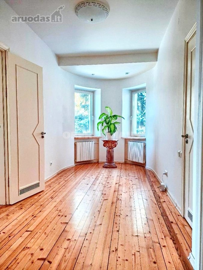 Išnuomojamas modernus ir išskirtinis namas - nuotraukos Nr. 12