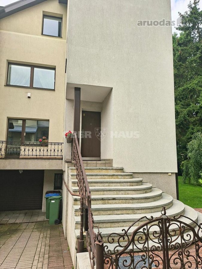 Išnuomojamas modernus ir išskirtinis namas - nuotraukos Nr. 19