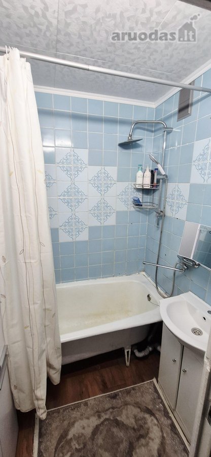 Parduodamas tvarkingas ir šiltas 3 kambarių - nuotraukos Nr. 12