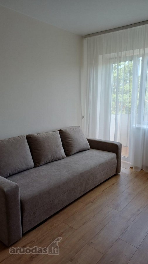 Nuomojamas 3 Kambarių Butas Varnių G.