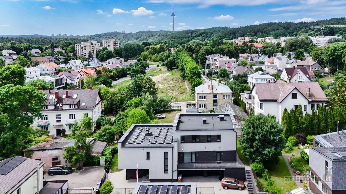 Išskirtiniai namai gyvenimui prestižiniame Žvėryne - nuotraukos Nr. 31