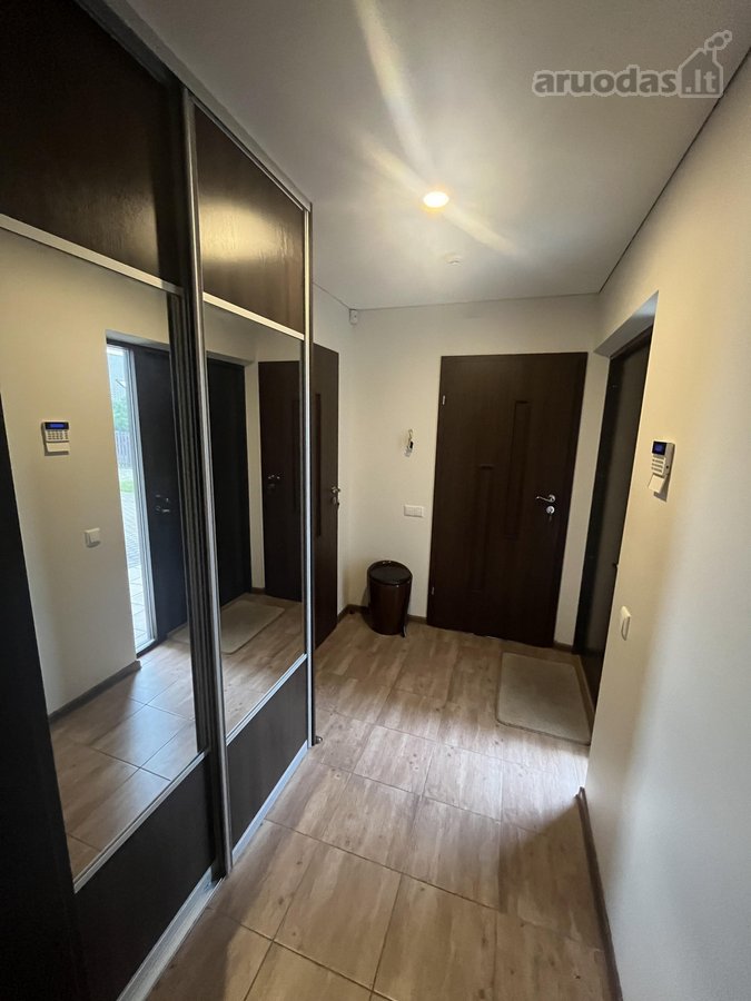 Išnuomojamas namas su visais patogumais, trys - nuotraukos Nr. 2
