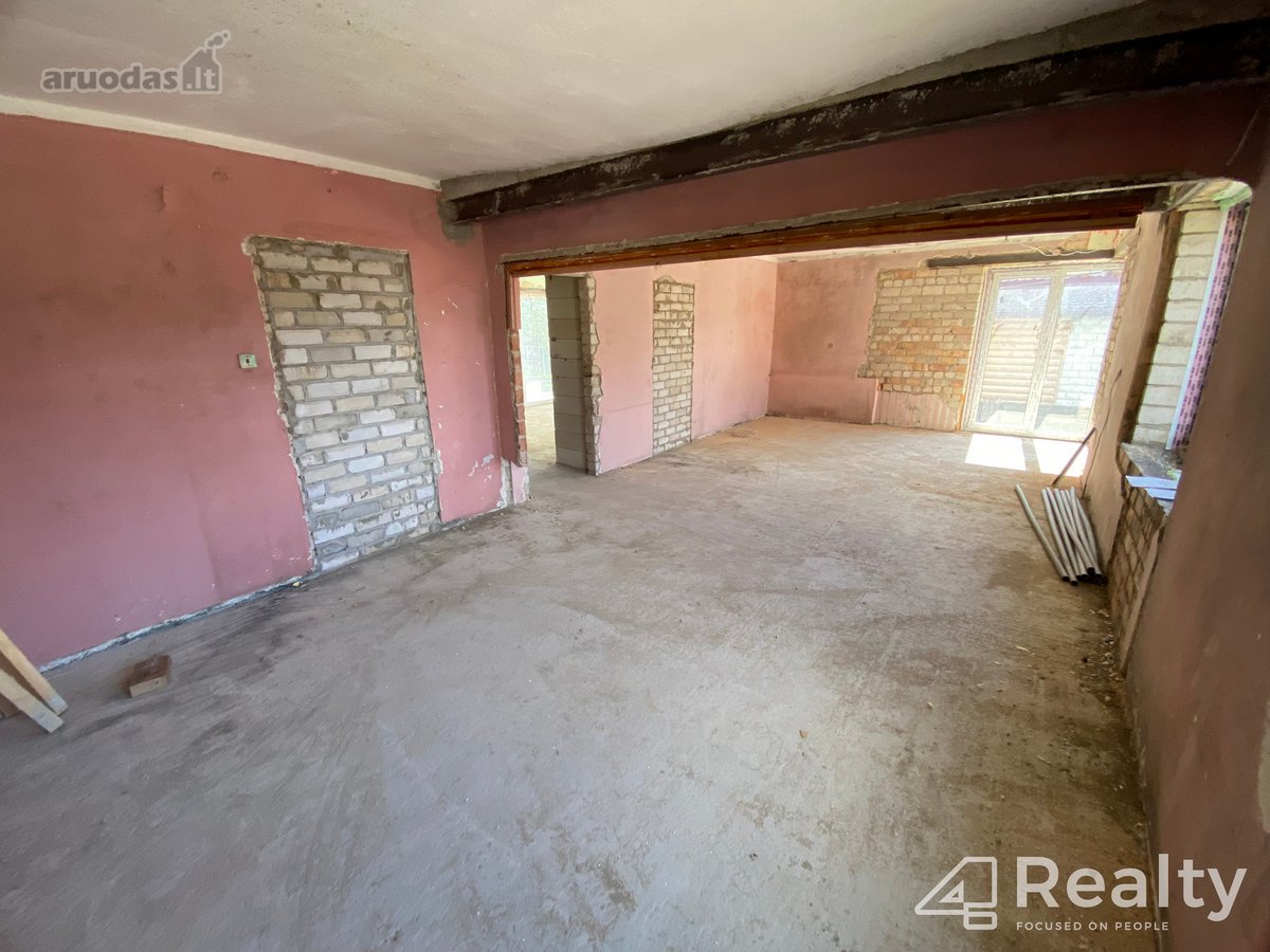 Nebaigtos Renovacijos Namas Kalvarijos Mieste - nuotraukos Nr. 12