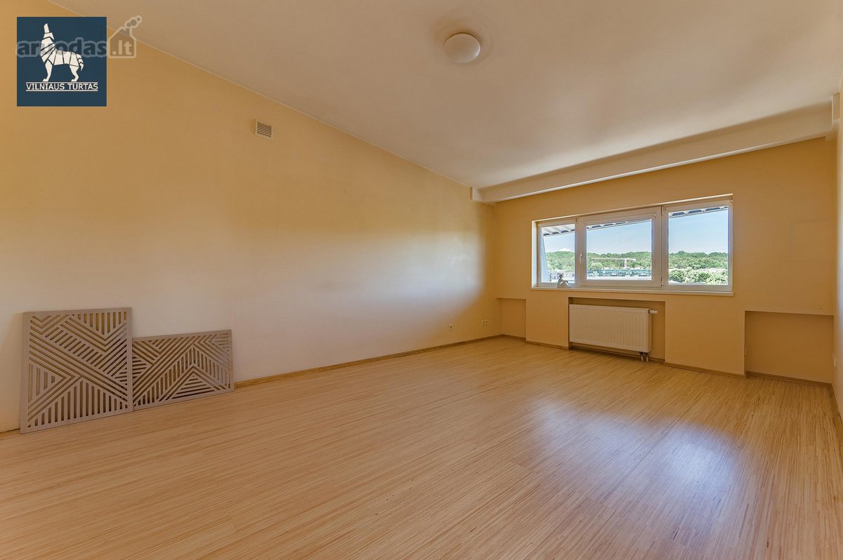 Parduodamas didžiulis penthouse tipo butas - nuotraukos Nr. 21