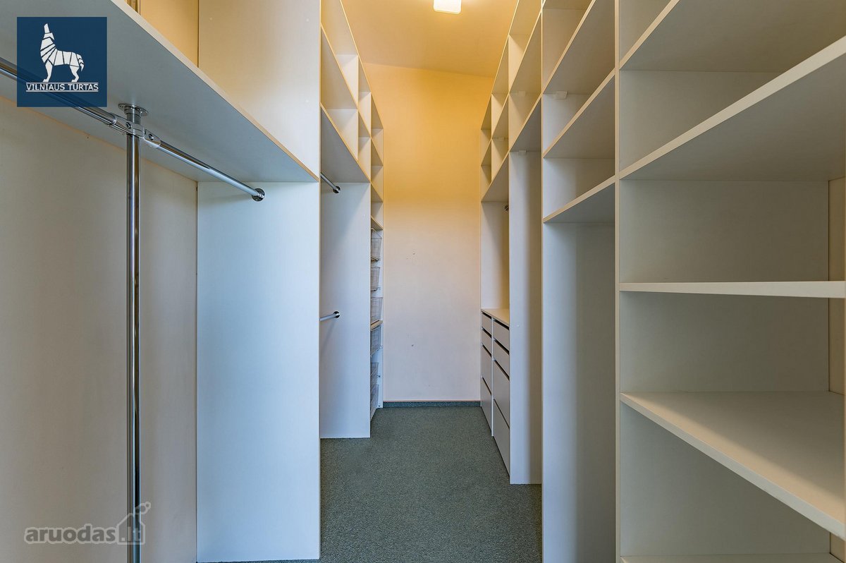 Parduodamas didžiulis penthouse tipo butas - nuotraukos Nr. 31
