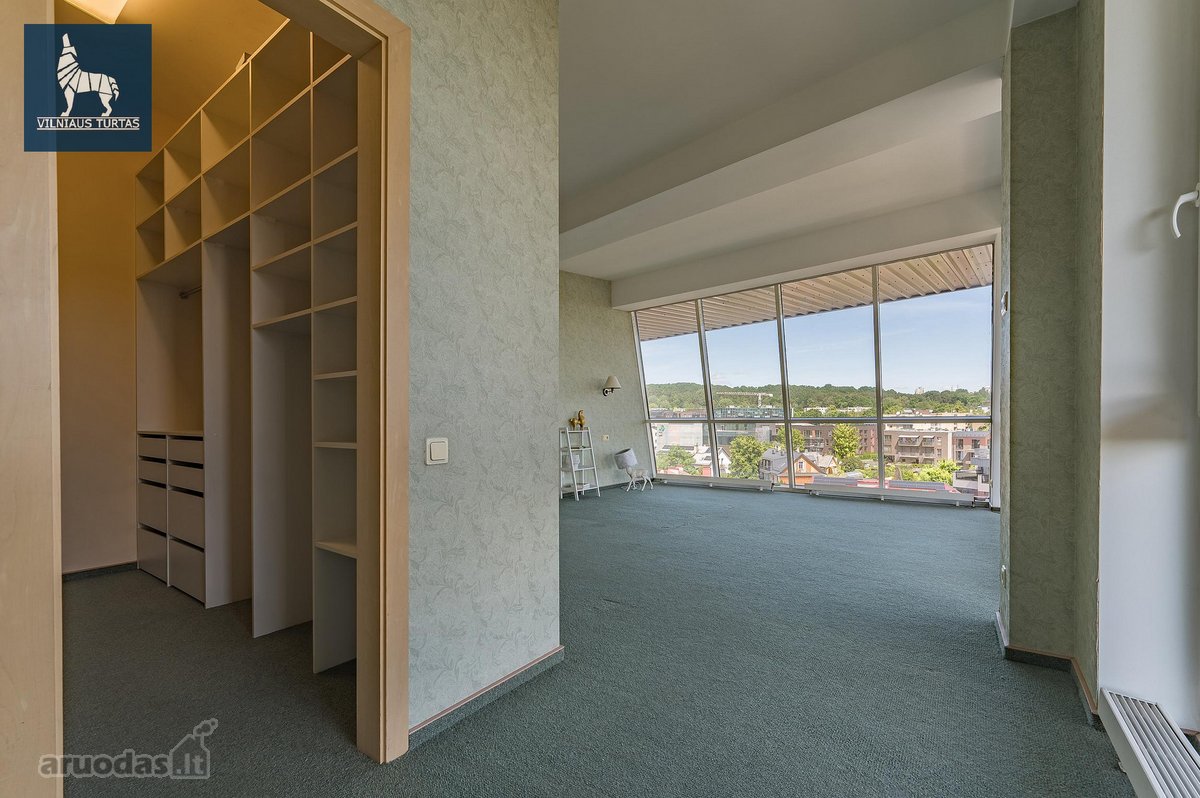 Parduodamas didžiulis penthouse tipo butas - nuotraukos Nr. 30