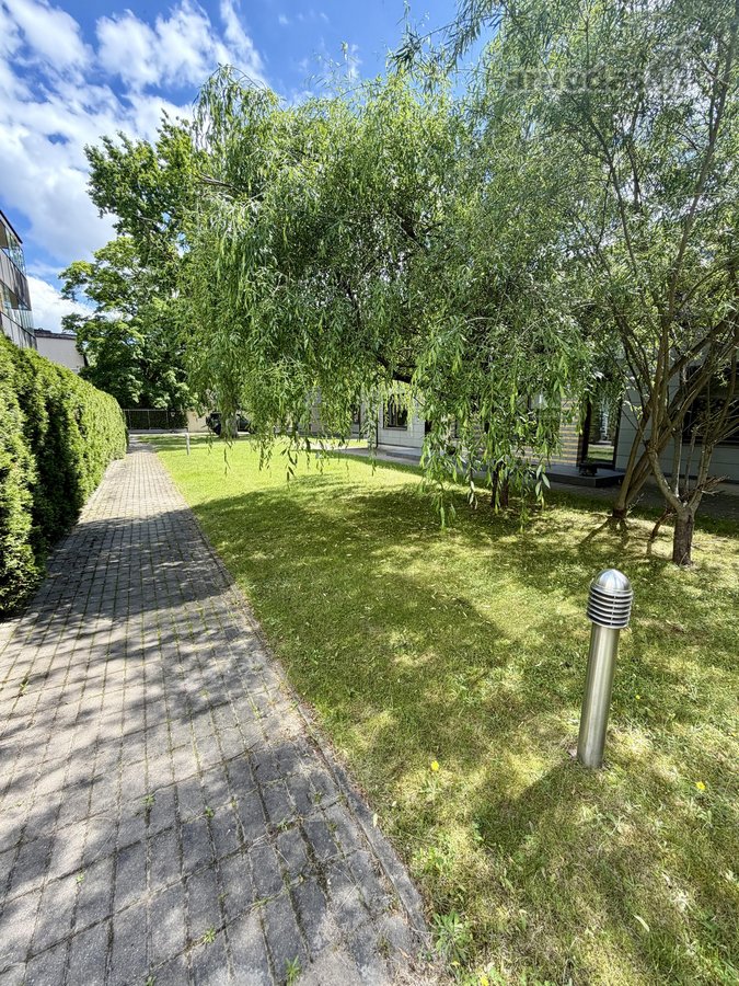 Žvėryne parduodamas šiuolaikiškai, kokybiškai