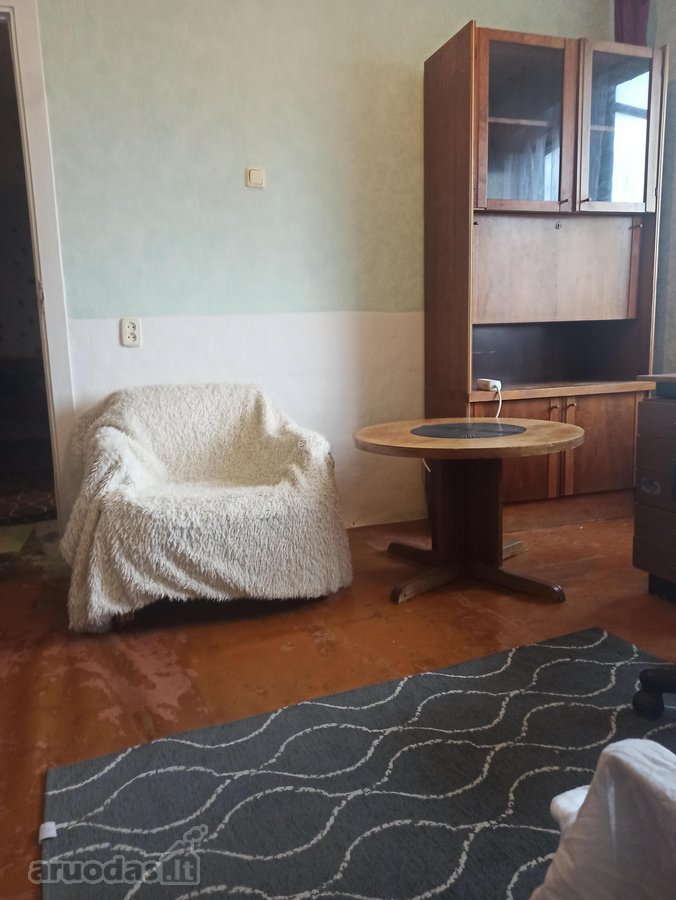 Išnuomoju kambarį 2-jų k bute Šeškinės g.