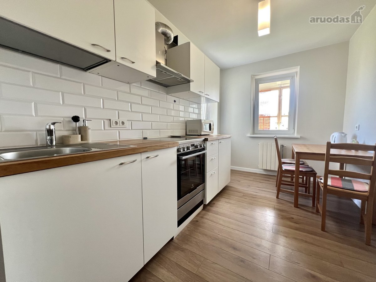 Jaukus 2 Izoliuotų Kambarių Butas Renovuotame - nuotraukos Nr. 4
