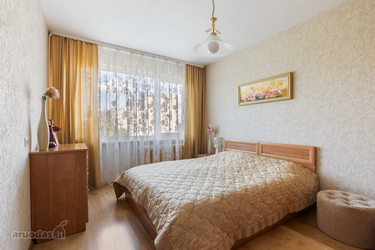 Parduodamas erdvus, šviesus ir funkcionaliai - nuotraukos Nr. 8