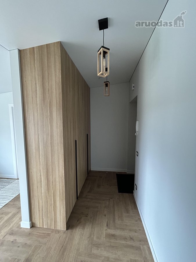 Išnuomojamas 2 kambarių butas naujos statybos