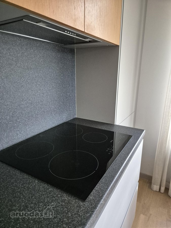 Parduodamas erdvus ir šviesus 3 kambarių (67 - nuotraukos Nr. 6