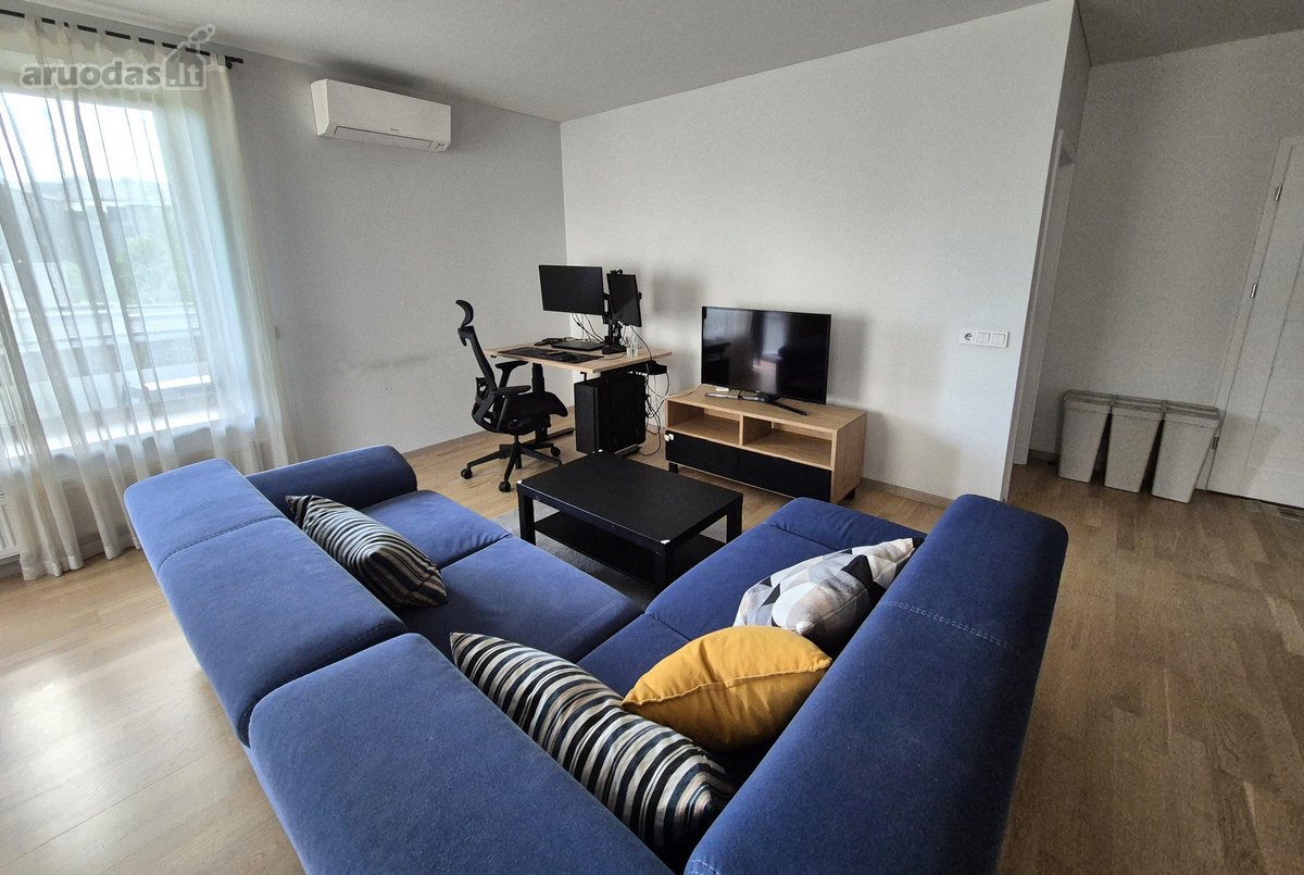 Parduodamas erdvus ir šviesus 3 kambarių (67 - nuotraukos Nr. 10