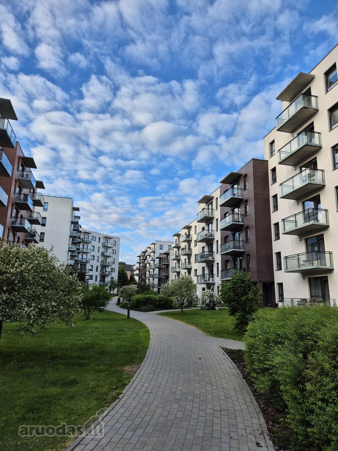 Parduodamas erdvus ir šviesus 3 kambarių (67 - nuotraukos Nr. 19