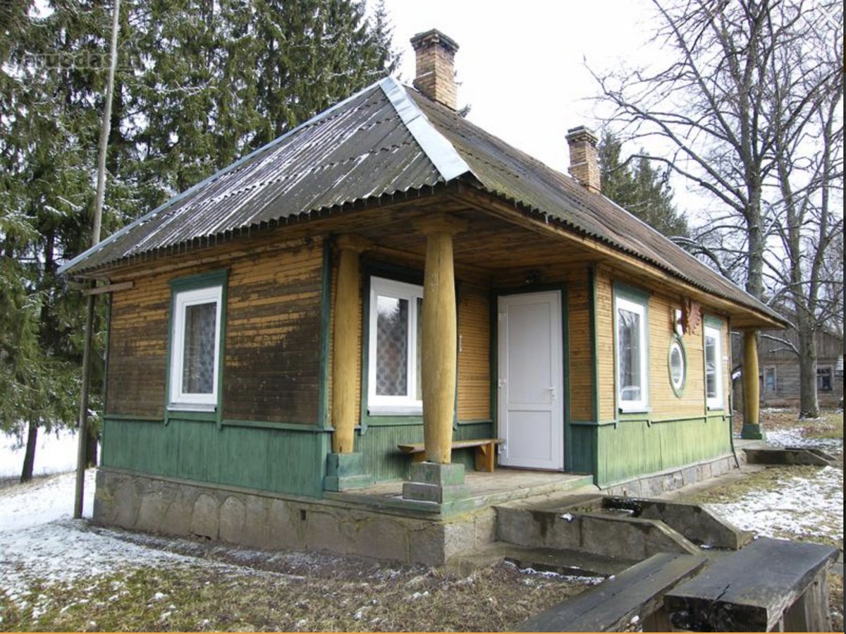 Perku nama su žemes sklypu, tinka labiau