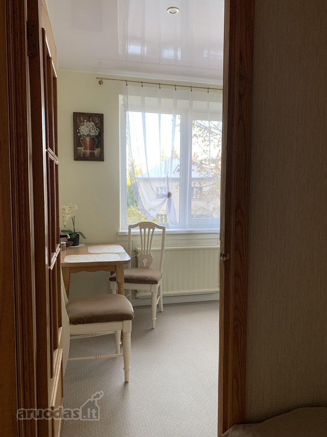 Parduodamas šviesus ir jaukus 2 kambarių - nuotraukos Nr. 8