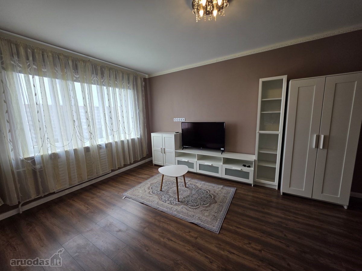 Bandužių g. parduodamas šviesus, tvarkingas 2
