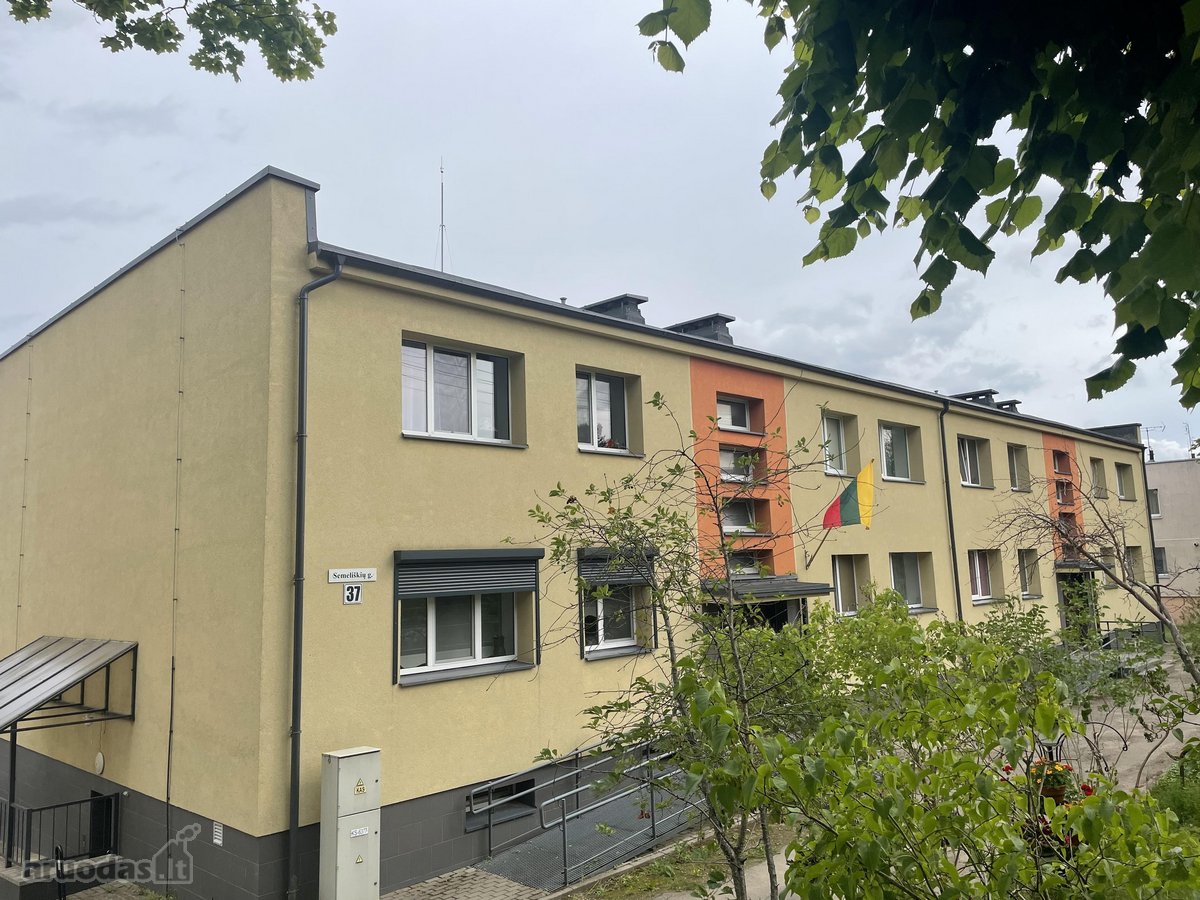 Parduodamas pilnai renovuotas butas Vievyje