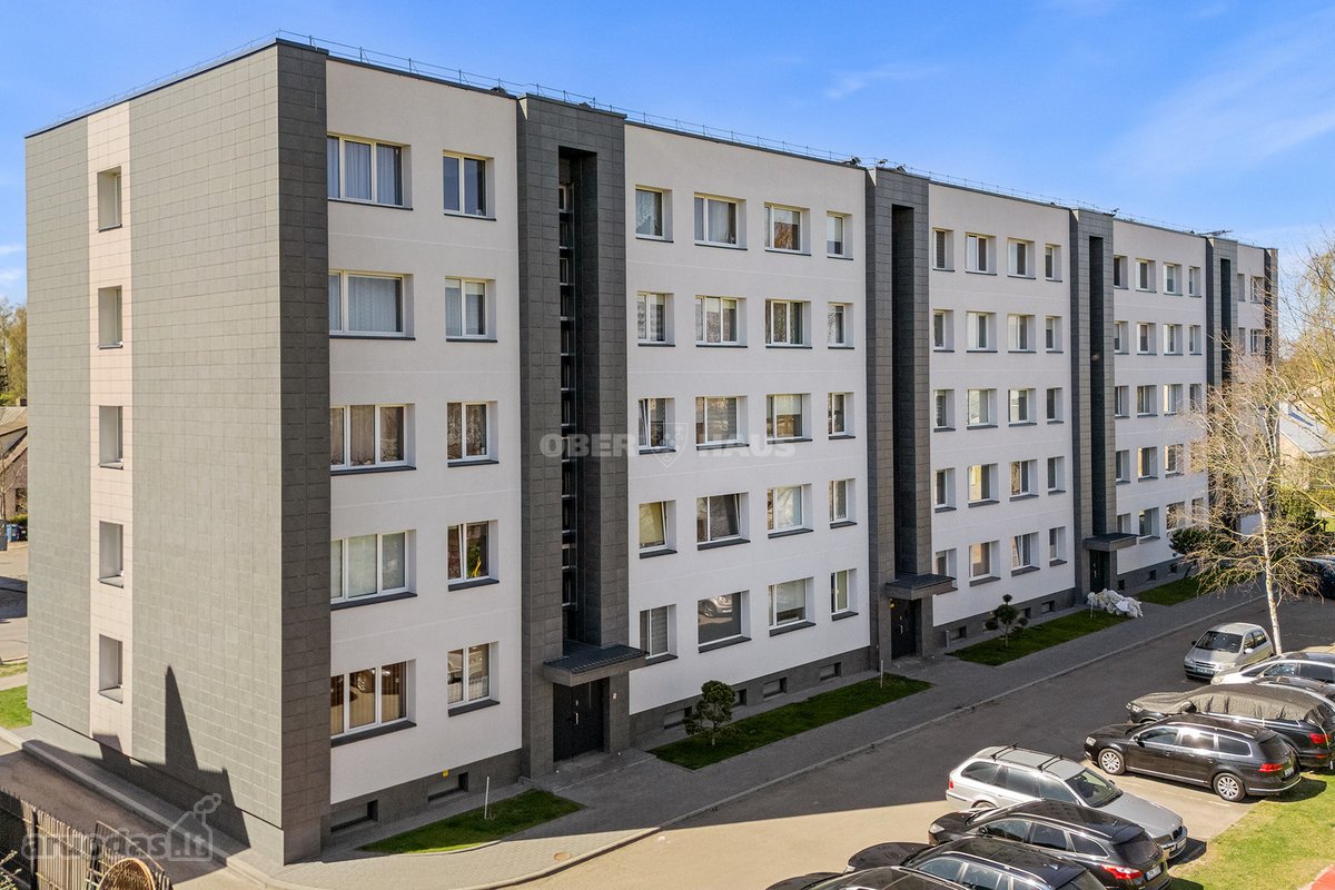 Miesto Centre, Šalia Parko, Parduodamas Labai