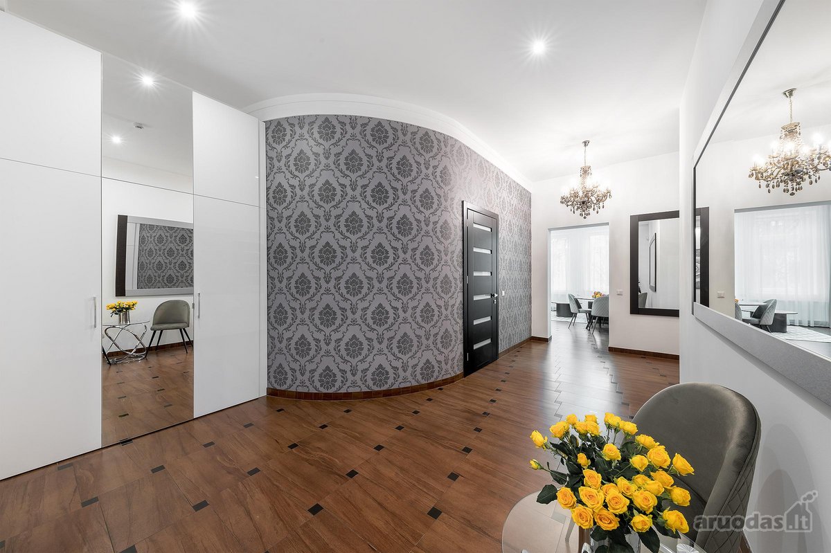Newly furnished apartment on Laisvės avenue.